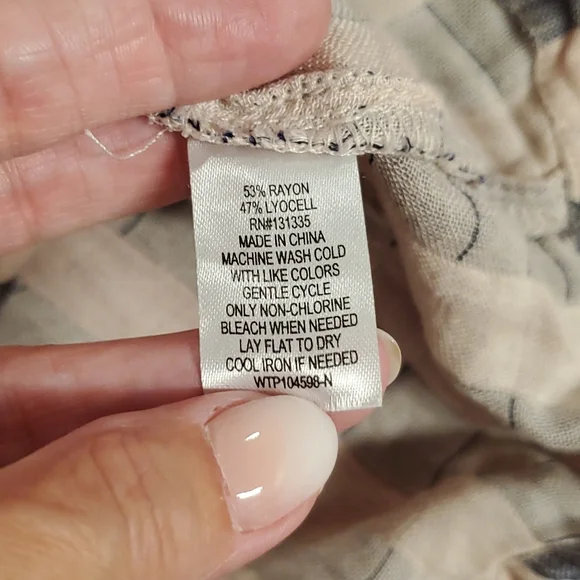 Socialite Gray black and tan stripes long sleeve top Med. - Picture 2 of 5